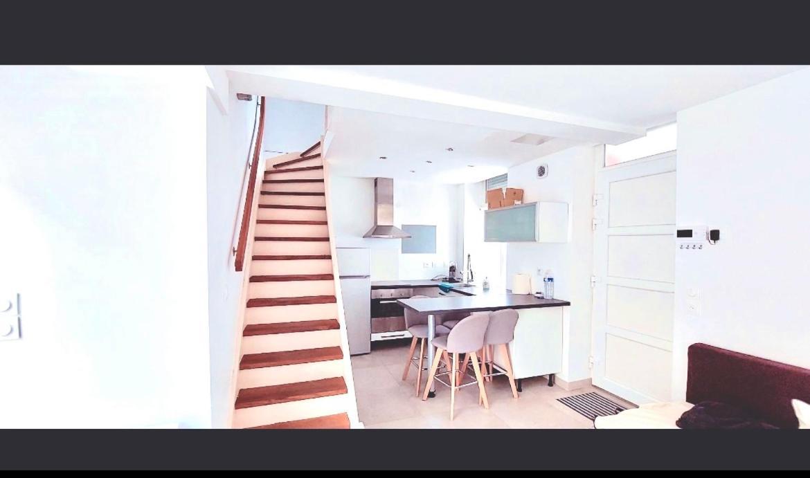 Maison De Charme En Centre Ville Avec Terrasse Lille Extérieur photo